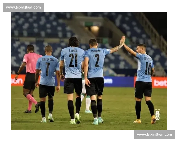 39 岁穆斯莱拉加盟拉普拉塔大学生：乌拉圭传奇门将续写南美足坛生涯