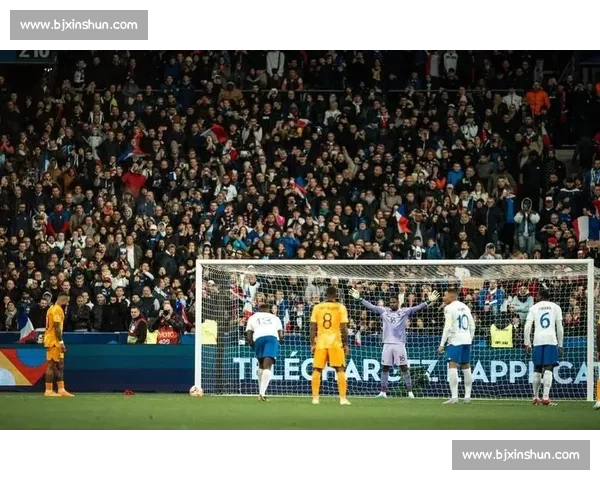 致敬！那些年我们一起追过的神级扑救，足球扑救榜不能忘！